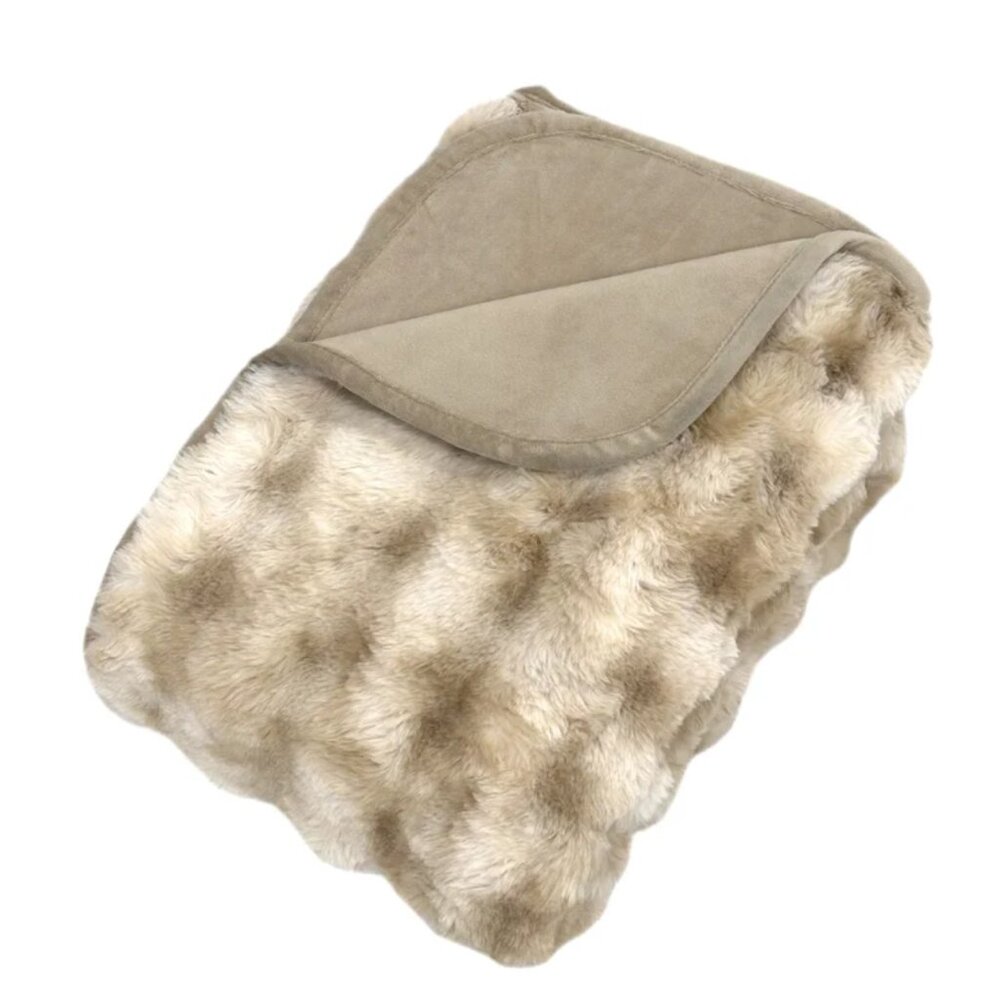 Brentwood Oversized Waterproof Pet Blanket and Furniture Protector, Bubble Fur - Picture 3 of 5